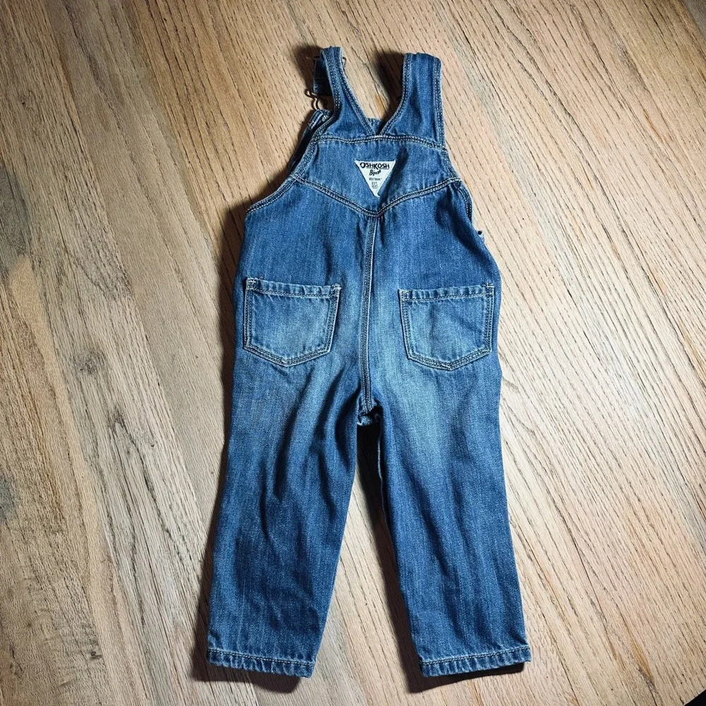 OshKosh Bgosh Girls Denim Overalls Blue Heart Pocket 12-18M